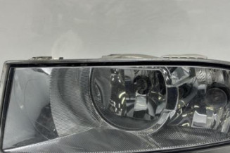 Anti brouillard gauche (feux) SKODA OCTAVIA 2 Photo n°1