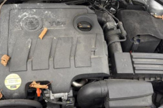 Anti brouillard gauche (feux) SKODA OCTAVIA 2