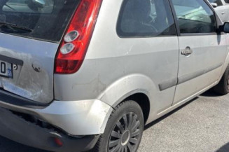 Anti brouillard gauche (feux) FORD FIESTA 5