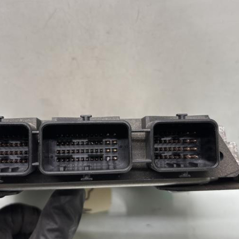 Calculateur moteur CITROEN C4 PICASSO 1 Photo n°3