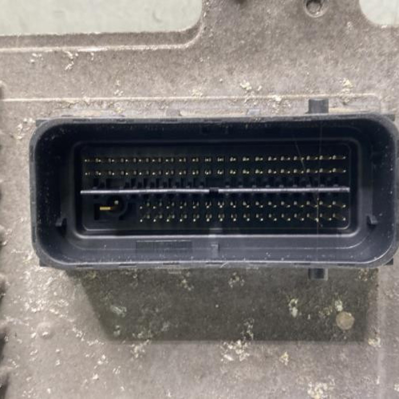 Calculateur moteur OPEL CORSA E Photo n°3