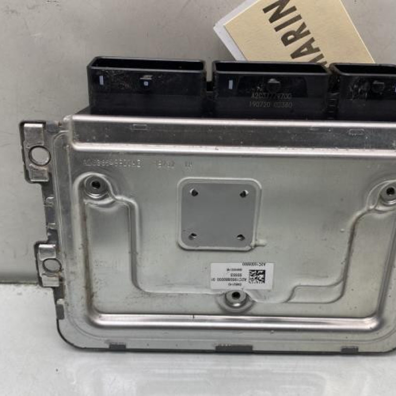 Calculateur moteur DACIA SANDERO 2 Photo n°4