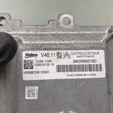 Calculateur moteur PEUGEOT 208 1