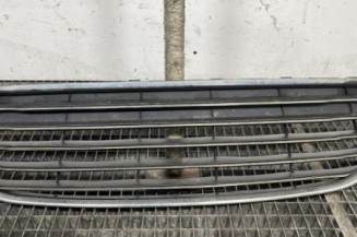 Calandre FORD FIESTA 6 Photo n°1