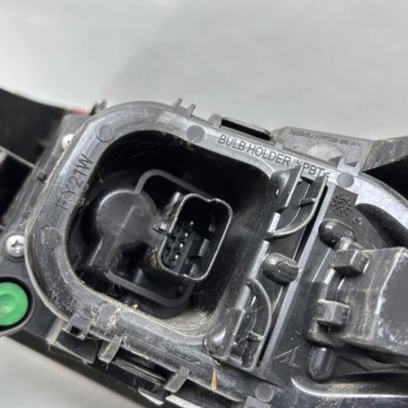 Feu arriere principal gauche (feux) RENAULT CLIO 4 Photo n°5