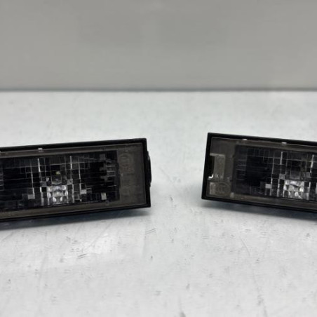 Eclairage de plaque RENAULT CLIO 4 Photo n°1