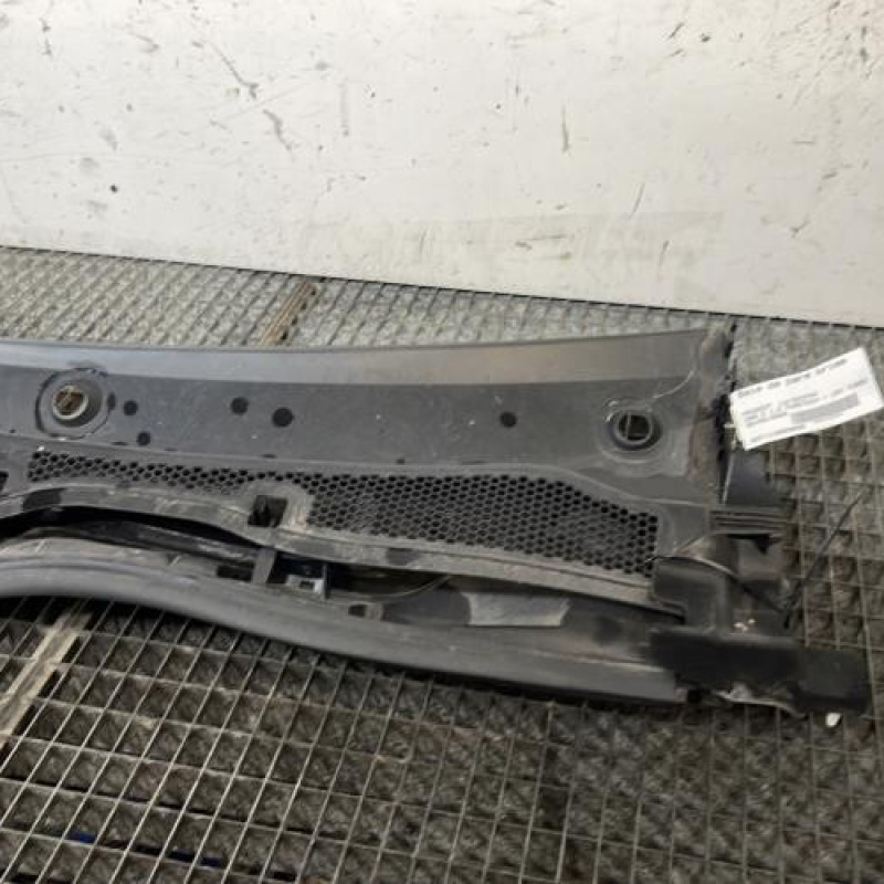 Baie de pare brise PEUGEOT 208 2 Photo n°3