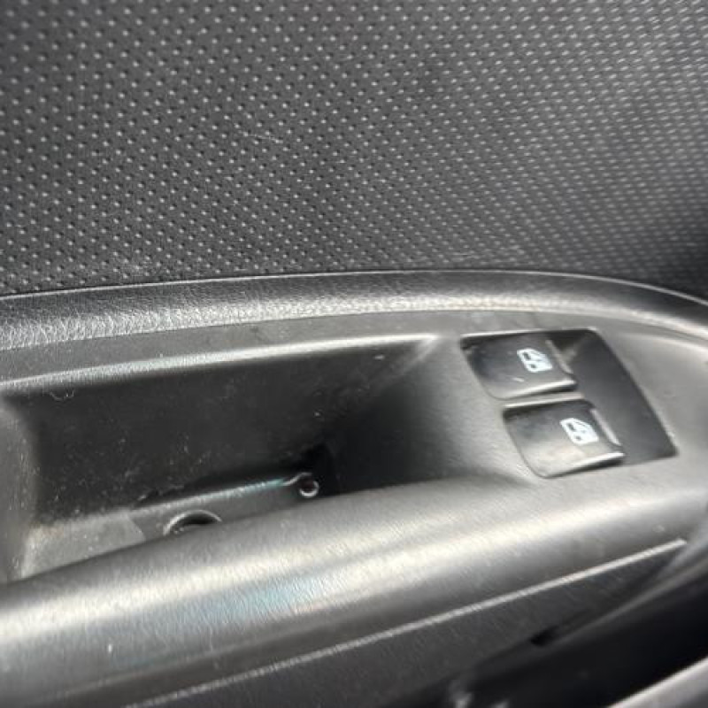 Bras essuie glace arriere CHEVROLET AVEO 1 Photo n°13