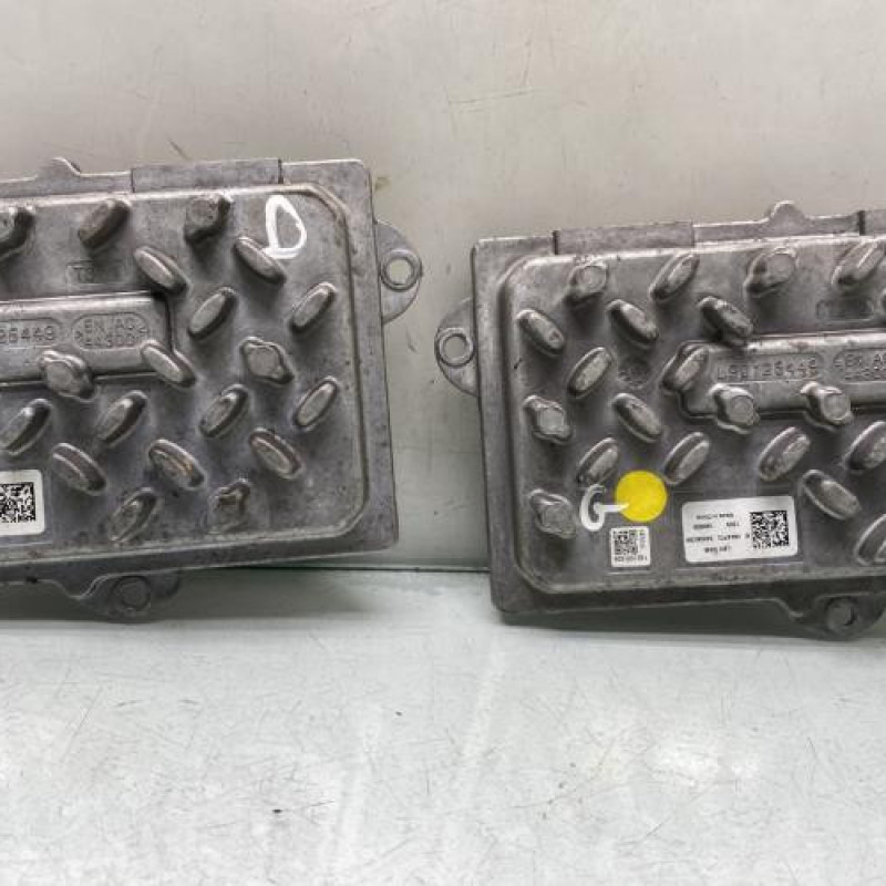 Boitier xenon PEUGEOT 208 2 Photo n°1