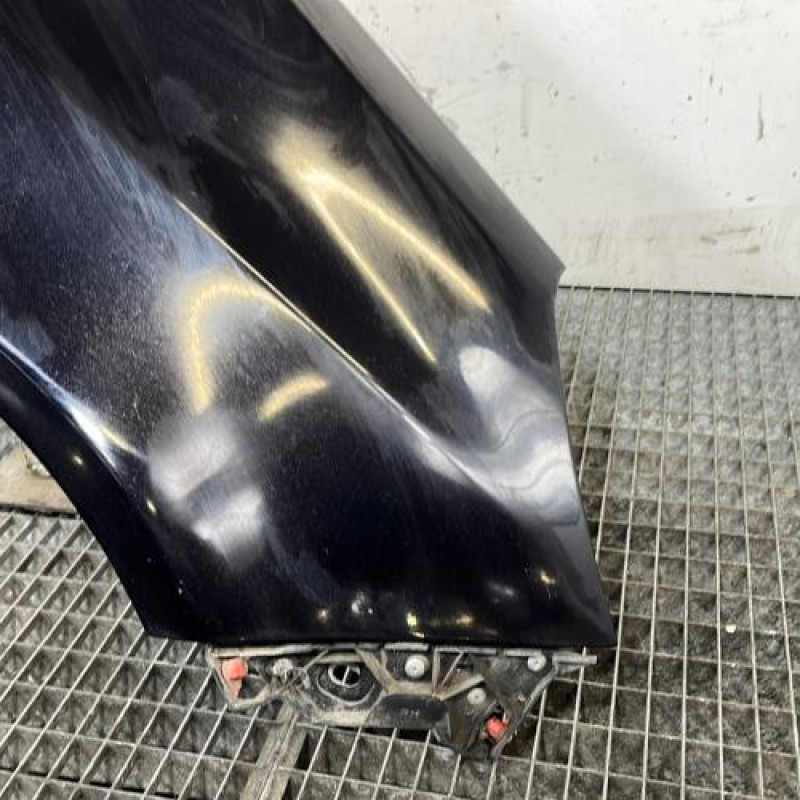 Aile avant droit OPEL CORSA D Photo n°2