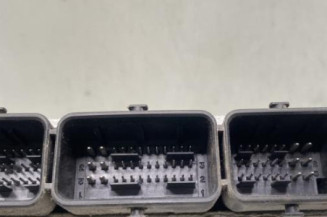 Calculateur moteur PEUGEOT 206