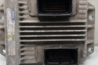 Calculateur moteur OPEL MERIVA A Photo n°1