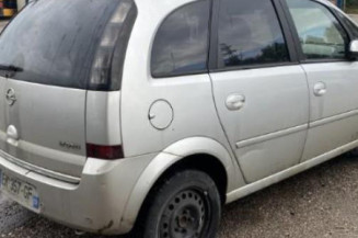 Calculateur moteur OPEL MERIVA A