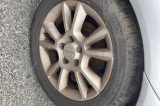 Calculateur moteur OPEL MERIVA A