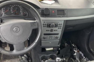 Calculateur moteur OPEL MERIVA A