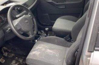 Calculateur moteur OPEL MERIVA A