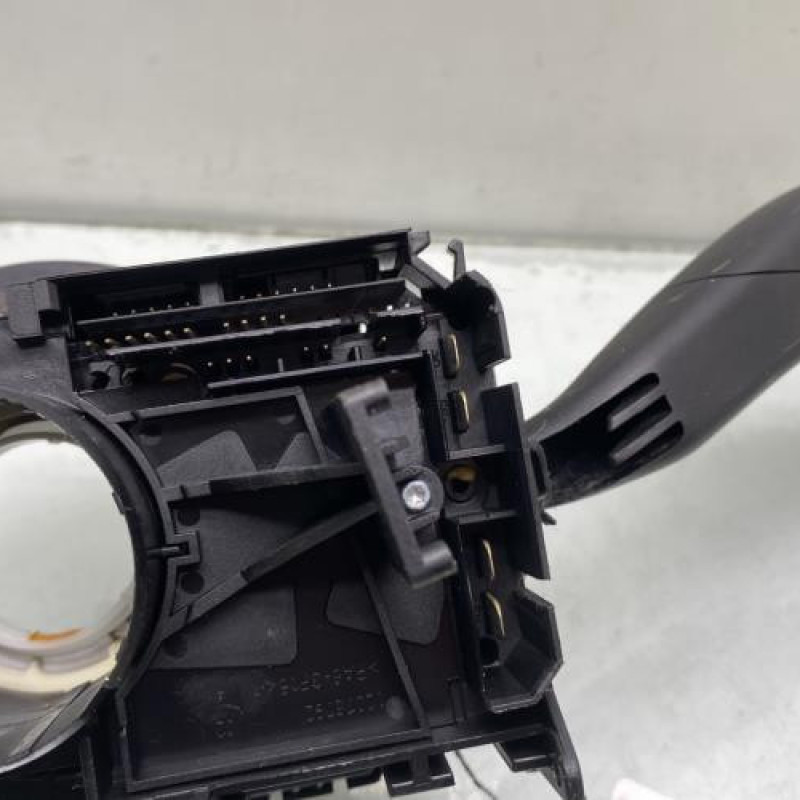 Com (Bloc Contacteur Tournant+Commodo Essuie Glace+Commodo Phare) VOLKSWAGEN POLO 5 Photo n°7