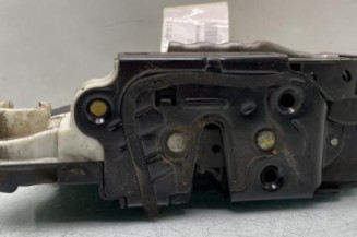 Serrure avant droit VOLKSWAGEN POLO 5 Photo n°1