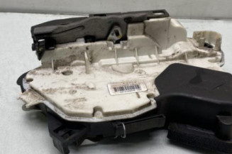 Serrure avant droit VOLKSWAGEN POLO 5