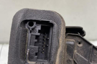 Serrure avant droit VOLKSWAGEN POLO 5