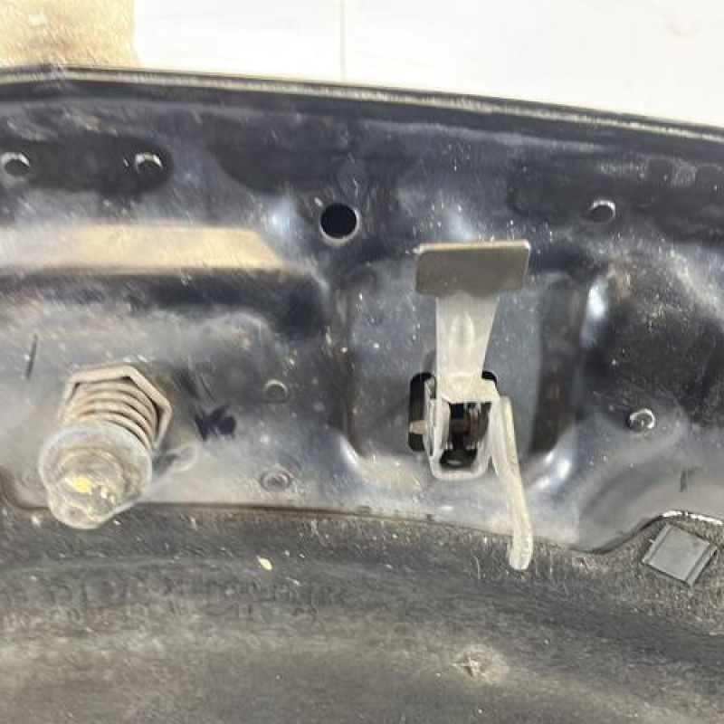 Capot OPEL CORSA D Photo n°8