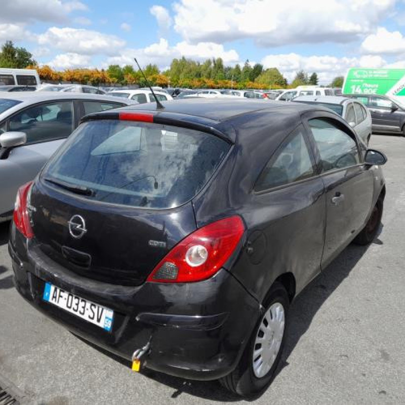 Capot OPEL CORSA D Photo n°13