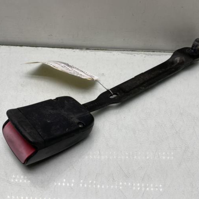 Attache ceinture avant droit RENAULT SCENIC 3 Photo n°2