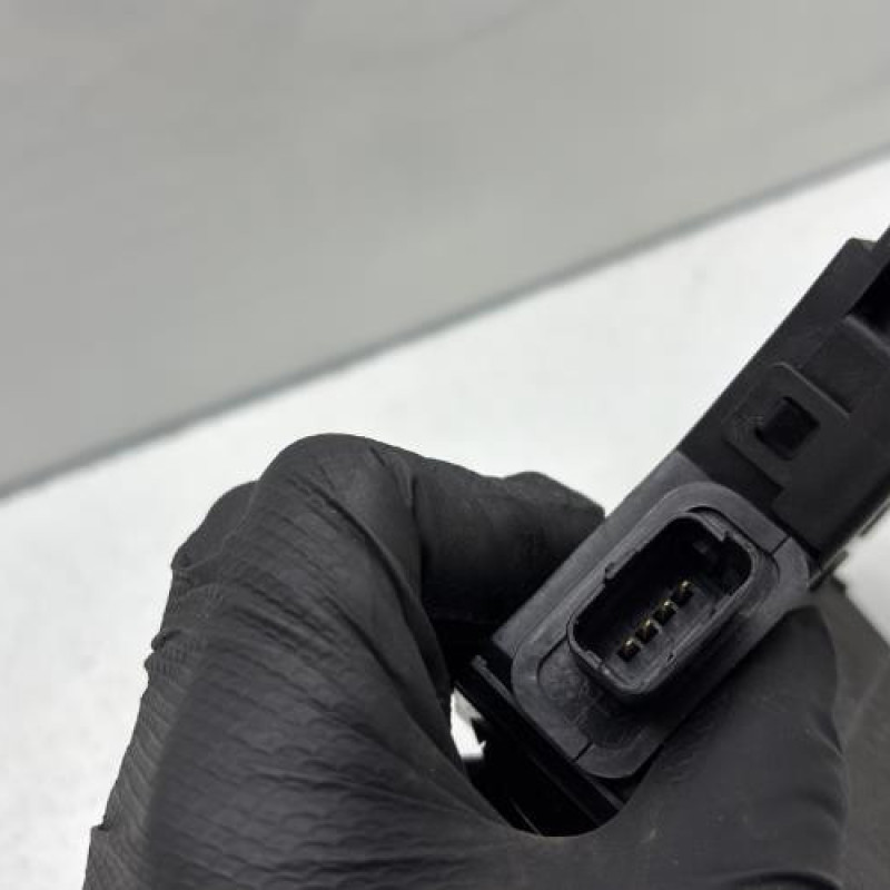 Serrure arriere gauche RENAULT CLIO 4 Photo n°5