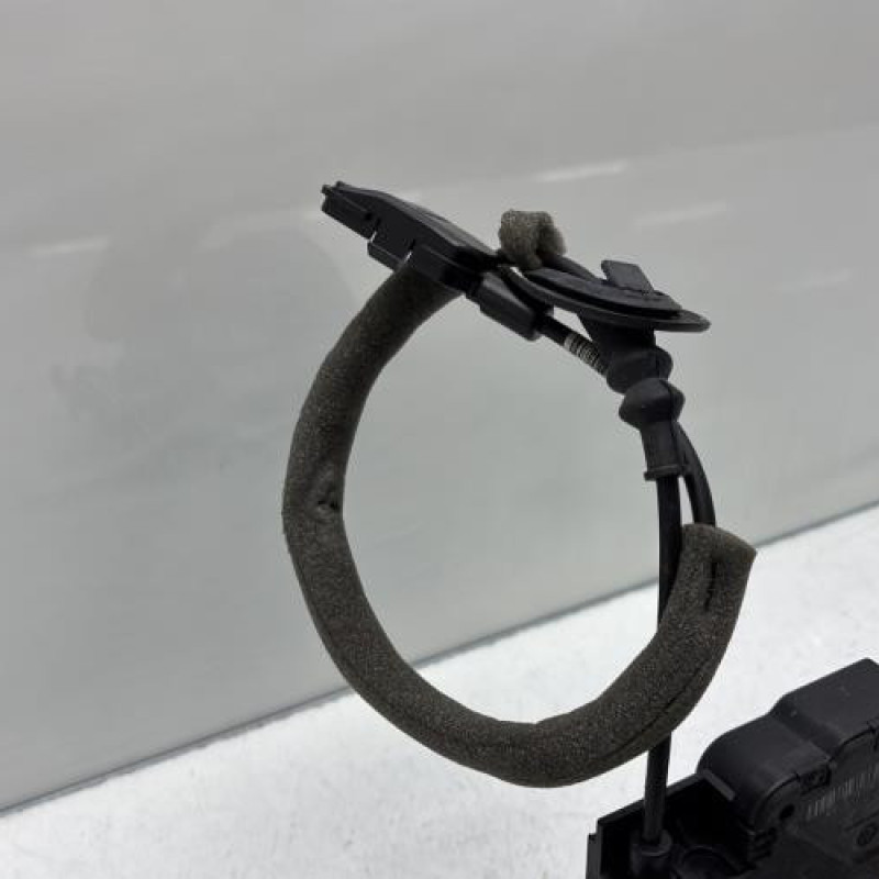 Serrure avant gauche RENAULT CLIO 4 Photo n°3