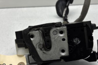 Serrure avant gauche RENAULT CLIO 4