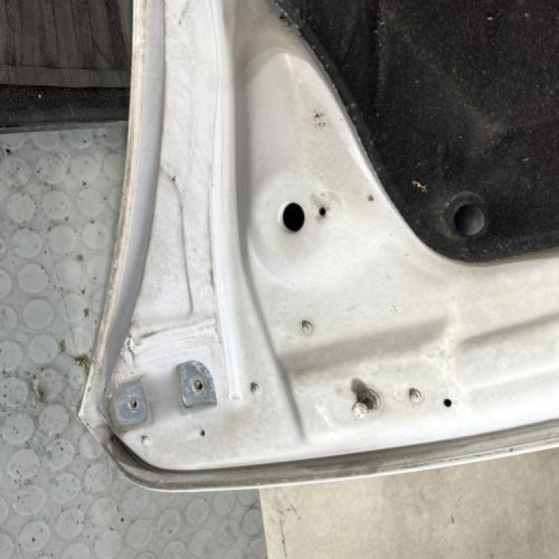 Capot RENAULT CLIO 4 Photo n°8