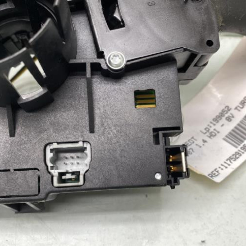 Com (Bloc Contacteur Tournant+Commodo Essuie Glace+Commodo Phare) PEUGEOT 1007 Photo n°7