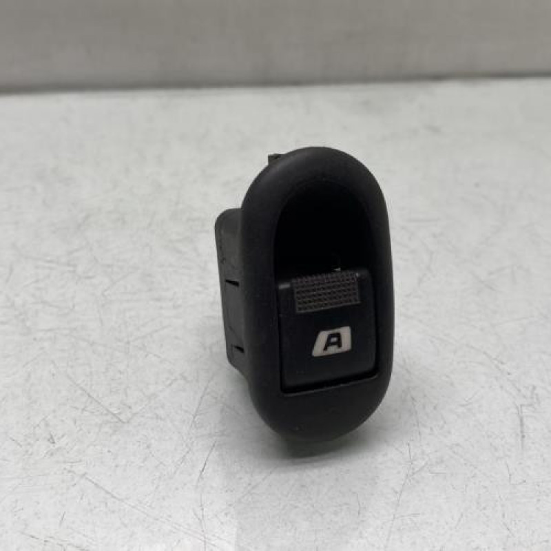 Interrupteur de leve vitre avant gauche PEUGEOT 1007 Photo n°1