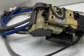 Serrure avant gauche PEUGEOT 1007 Photo n°1