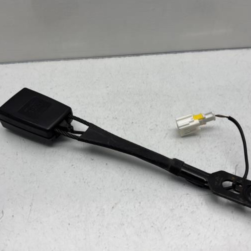 Attache ceinture avant gauche PEUGEOT 3008 1 Photo n°6