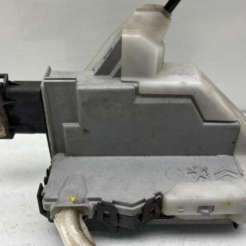 Serrure arriere gauche PEUGEOT 3008 1 Photo n°4