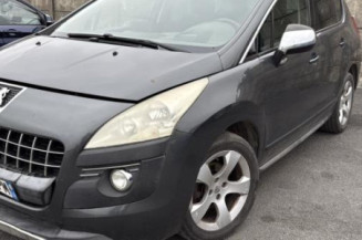 Attache ceinture arriere droit PEUGEOT 3008 1