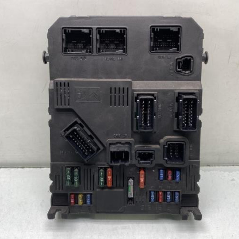 Boitier BSI PEUGEOT 206 Photo n°1