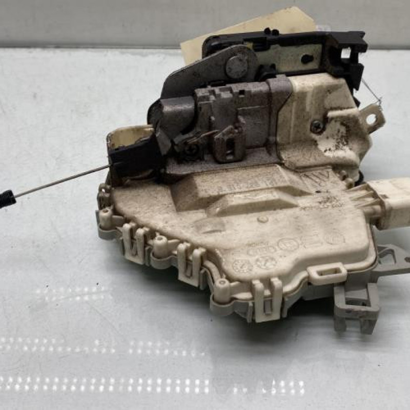 Serrure avant gauche SEAT LEON 2 Photo n°2