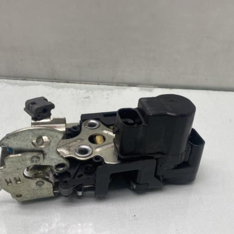 Serrure avant droit CHEVROLET AVEO 1 Photo n°3