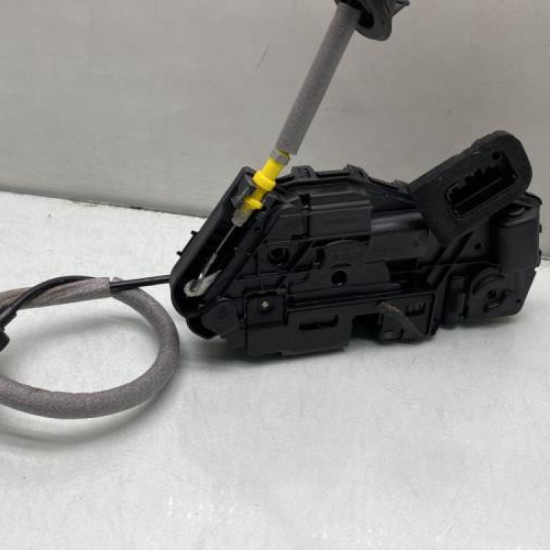 Serrure arriere droit AUDI A3 4 Photo n°4