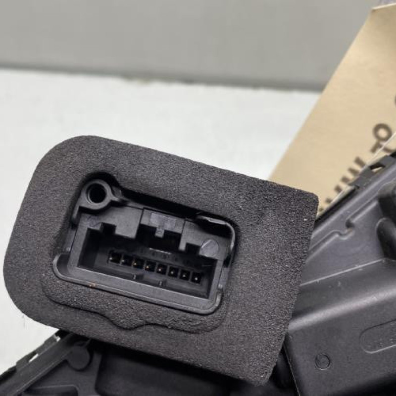 Serrure arriere gauche AUDI A3 4 Photo n°4