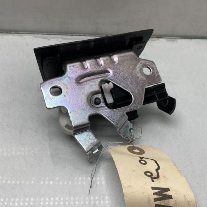 Serrure de coffre AUDI A3 4 Photo n°3