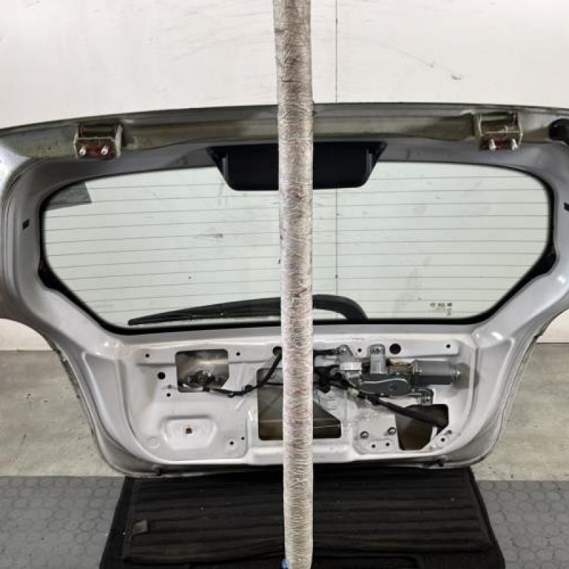 Malle/Hayon arriere CHEVROLET SPARK Photo n°14