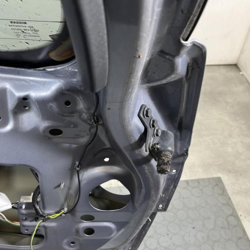 Malle/Hayon arriere NISSAN QASHQAI 2 Photo n°8