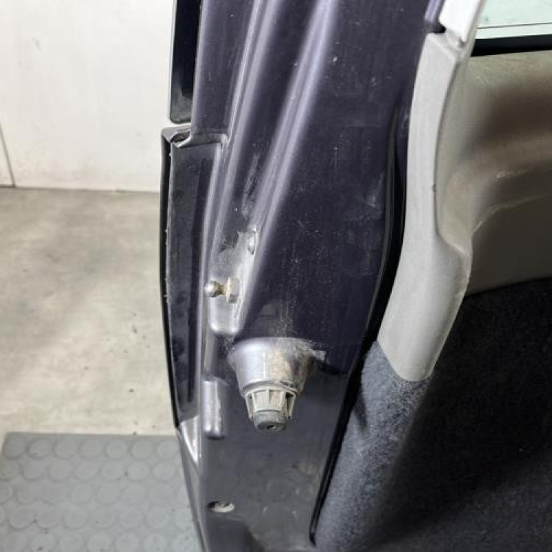 Malle/Hayon arriere RENAULT ESPACE 4 Photo n°11