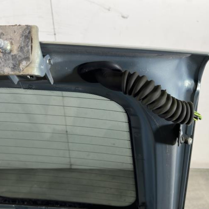 Malle/Hayon arriere PEUGEOT 1007 Photo n°7