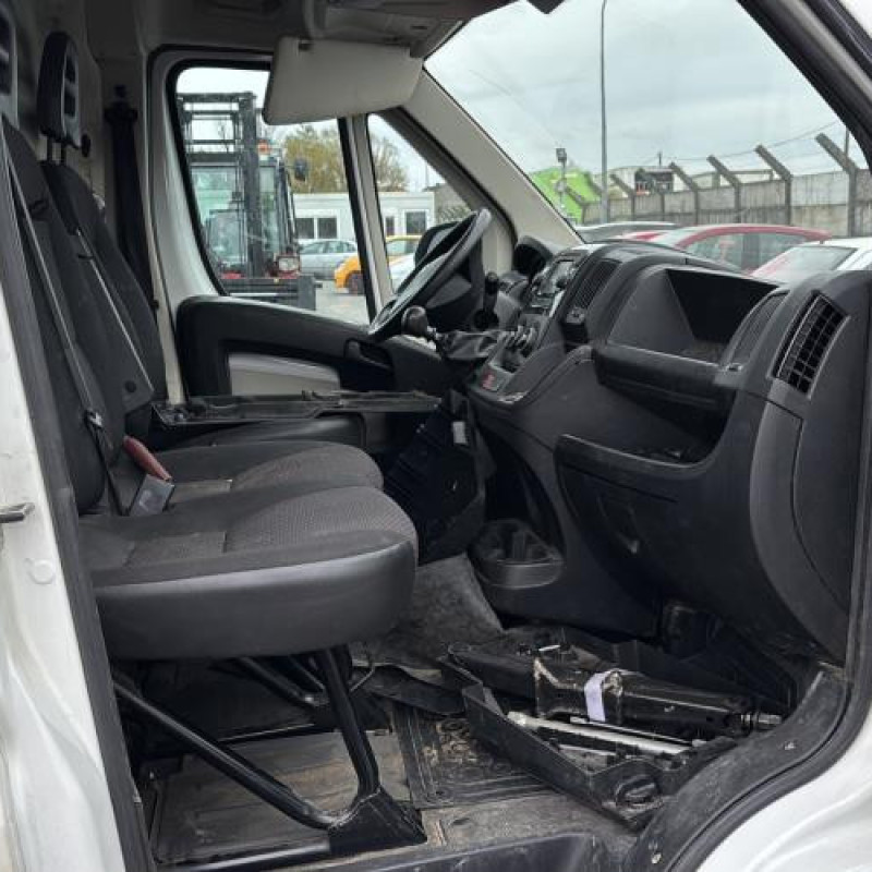 Poignee porte laterale droit CITROEN JUMPER 3 Photo n°9