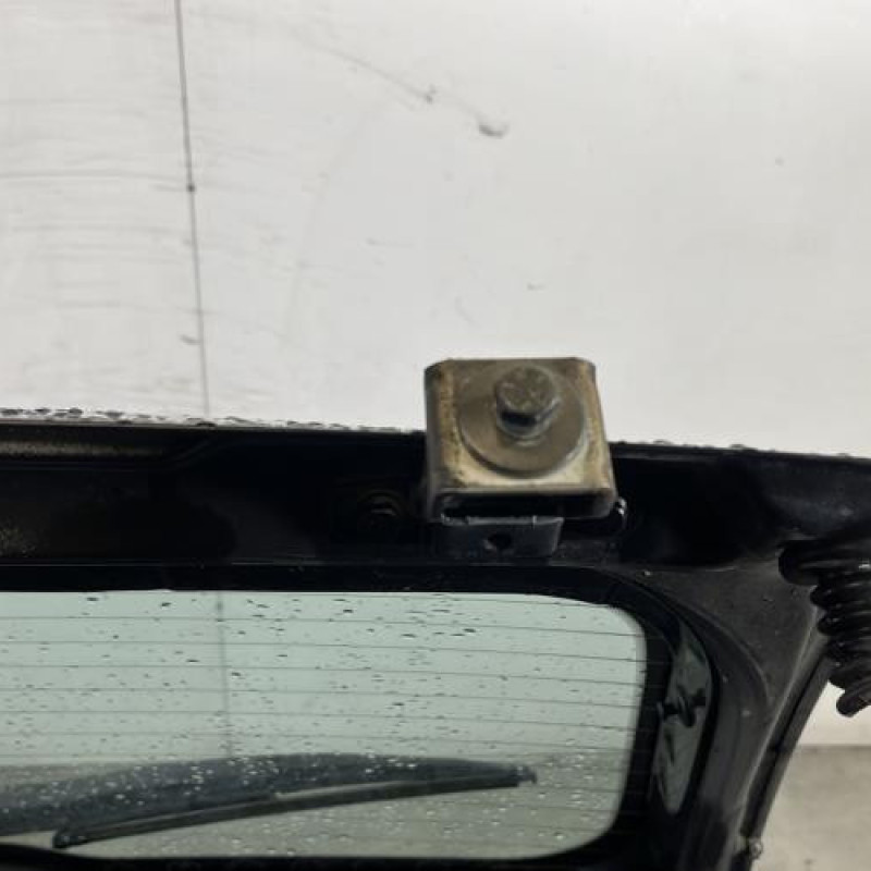 Malle/Hayon arriere FIAT GRANDE PUNTO Photo n°7