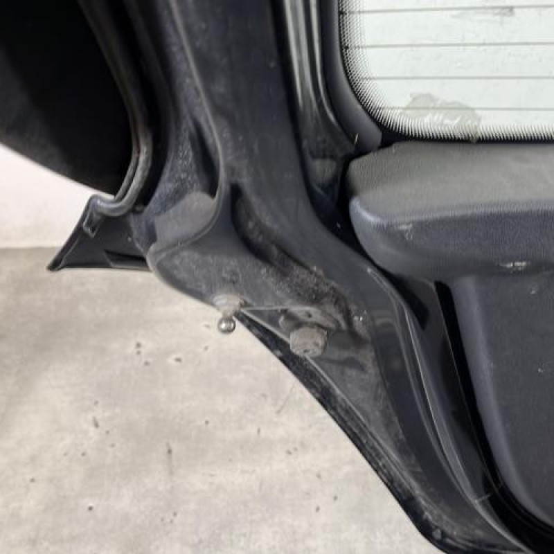 Malle/Hayon arriere OPEL CORSA D Photo n°9